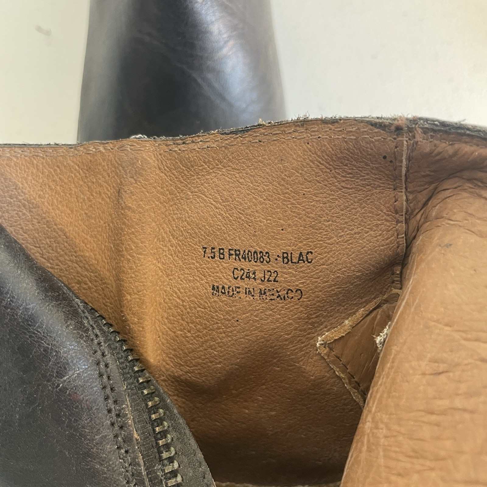 Frye Billy Inside Zip Leather Boots Distressed Si… - image 9