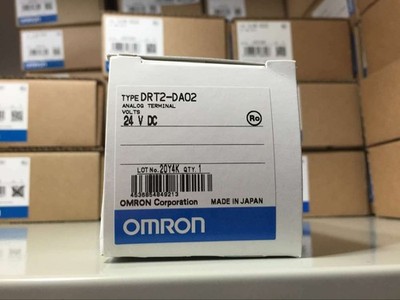 1PC new   PLC module DRT2-DA02 DRT2-DA02 FAST SHIP *vy
