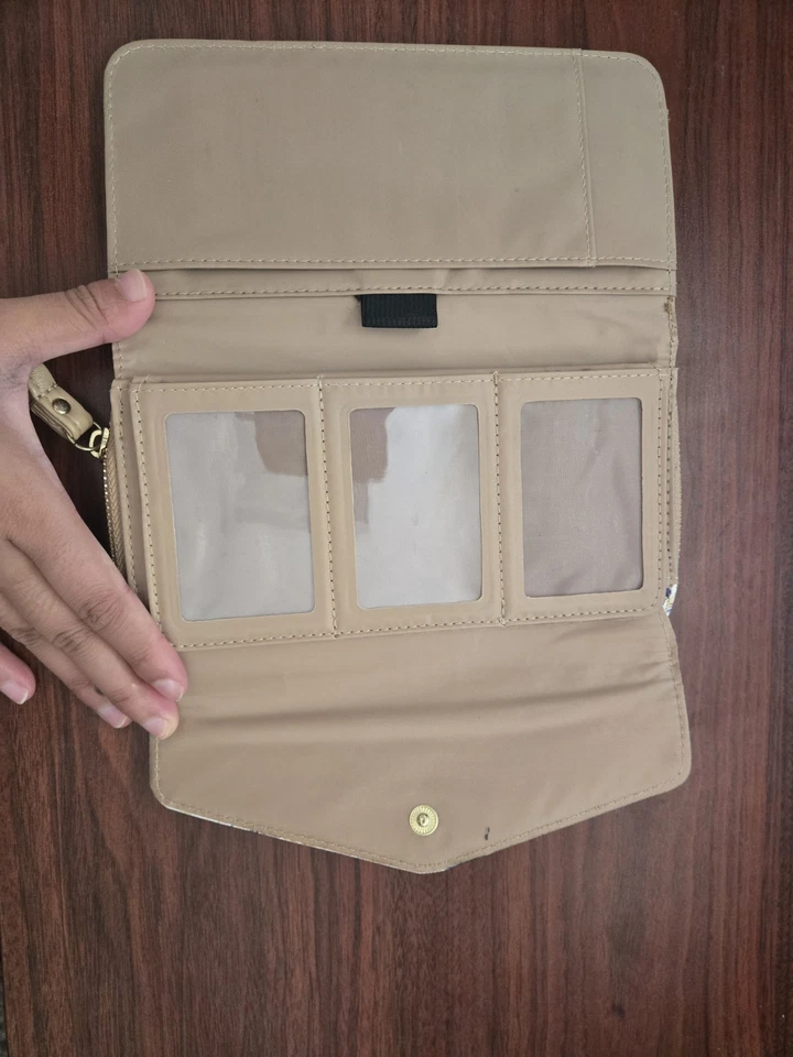 Floral Wallet Clutch Zip Wristlet Purse Card Holder - Image 4 of 4