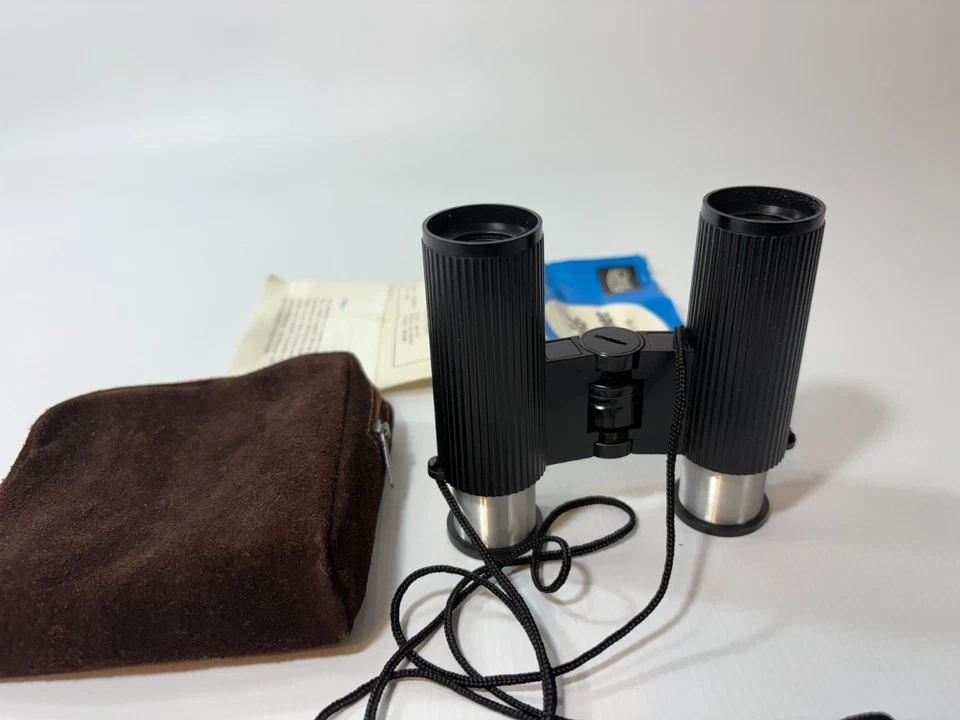 Vintage Carl Zeiss Jena Small Binoculars- DF 6 X 18 & Case from Germany - Image 4 of 4