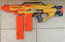 Nerf N-Strike Stampede ECS Tested Works w/2 18-Dart Clips Blaster Automatic EUC