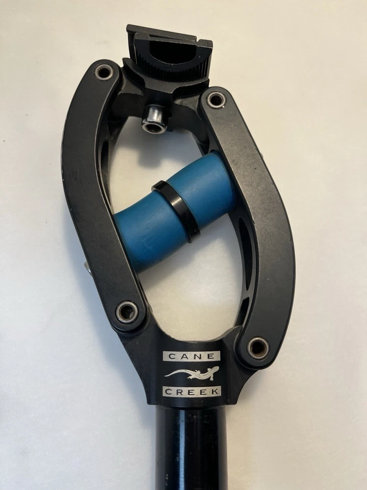 Tija de sillín con suspensión de viaje Cane Creek Thudbuster 27,2 x 400 mm de largo - negra Foto 2 de 4