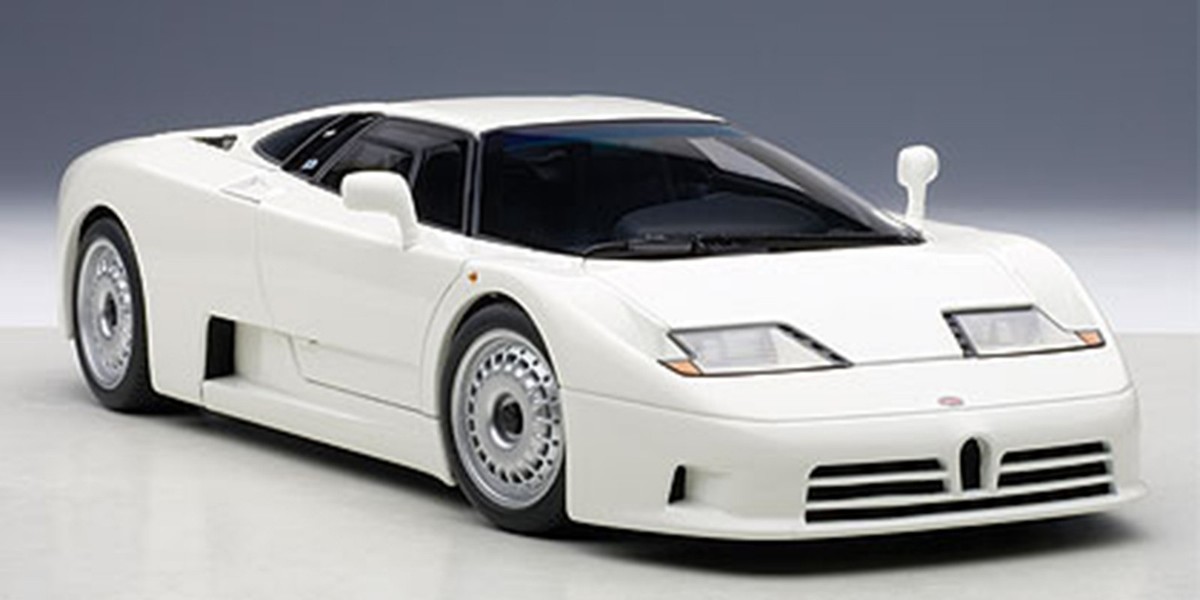 AUTOart ブガッティ EB110 GT オートアート 当事物 絶版品 Autoart BUGATTI EB110 GT DARK WHITE Color in 1/18 Scale. New