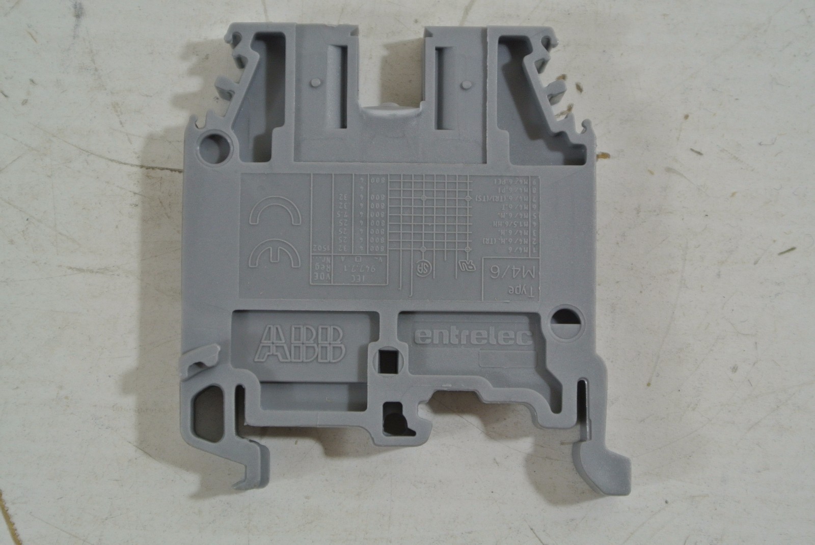 ABB Entrelec Cat: M4/6 Terminal Block LOT of 10