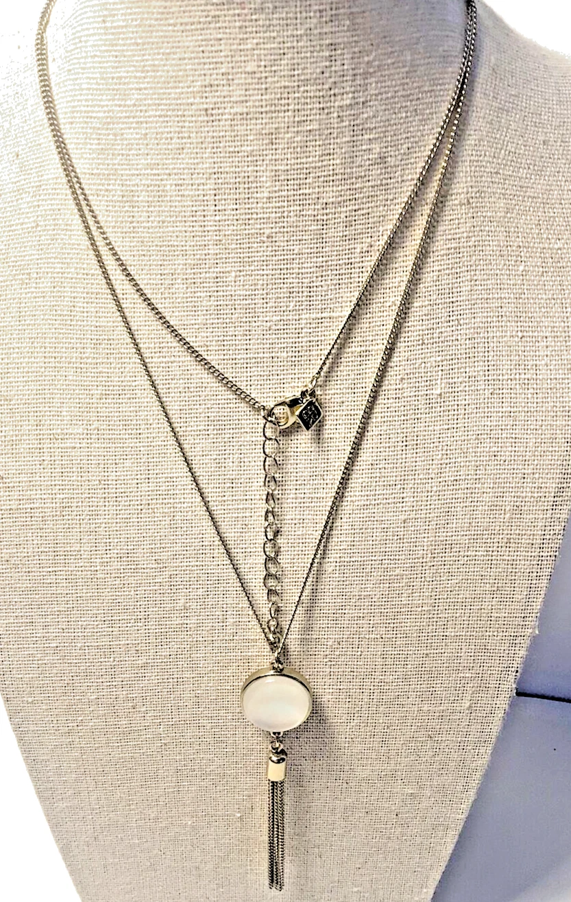 VETEMENTS Collana con ciondolo nappa catena tono oro Banana Republic 30 32" pollici pietra bianca