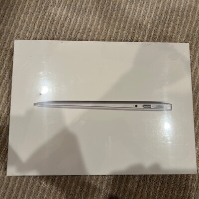 Apple MacBook Air 13.3'' (256GB SSD, Intel Core i5 5th generation, 1.6 GHz, 8GB)