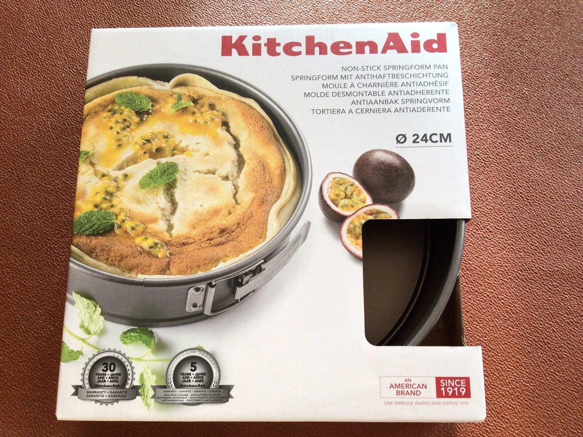Kitchenaid cake pan top