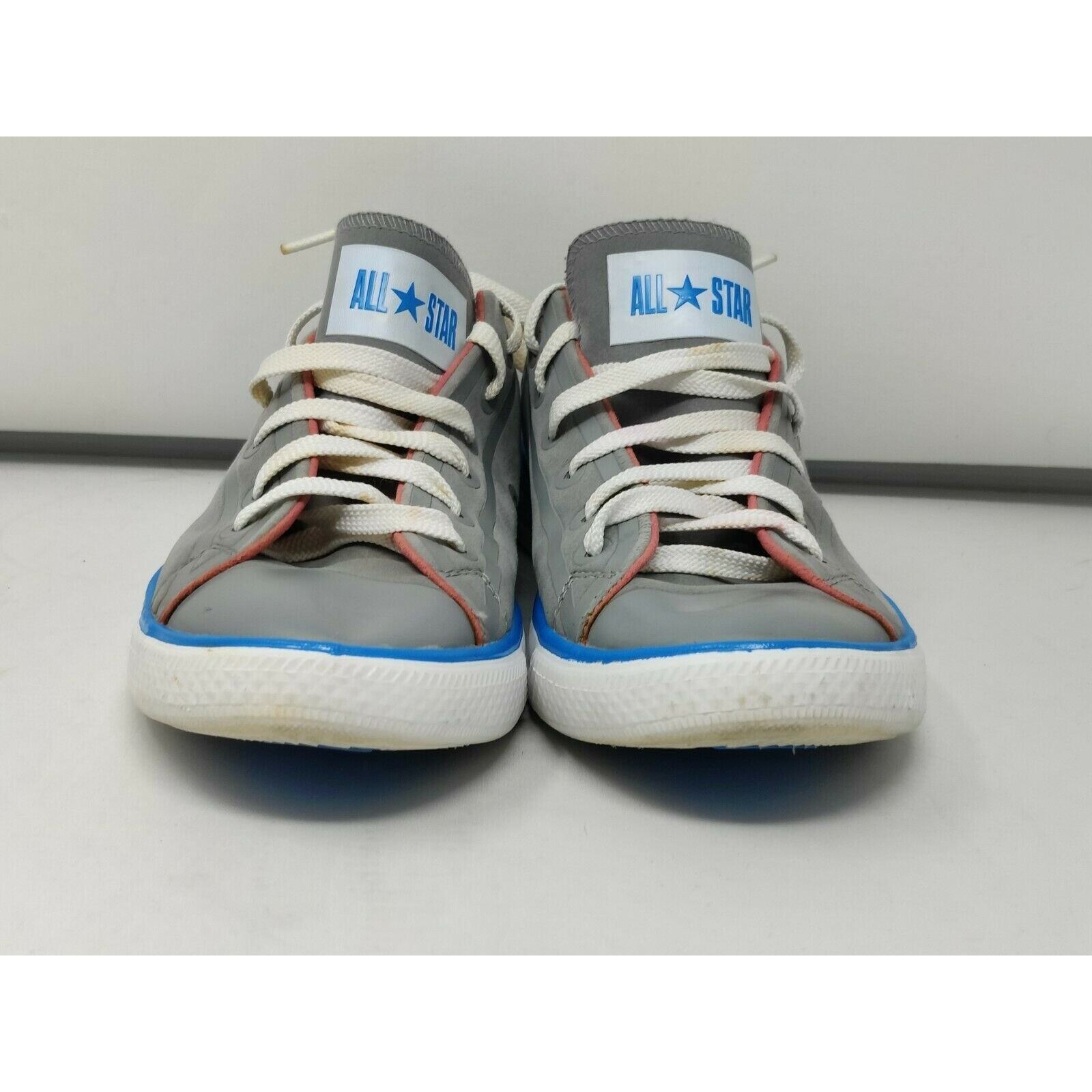 Converse Chuck Taylor Low Top Women’s 7.5 Mens 5.5 Converse Chuck Taylor Low Top Women’s 7.5 Mens 5.5