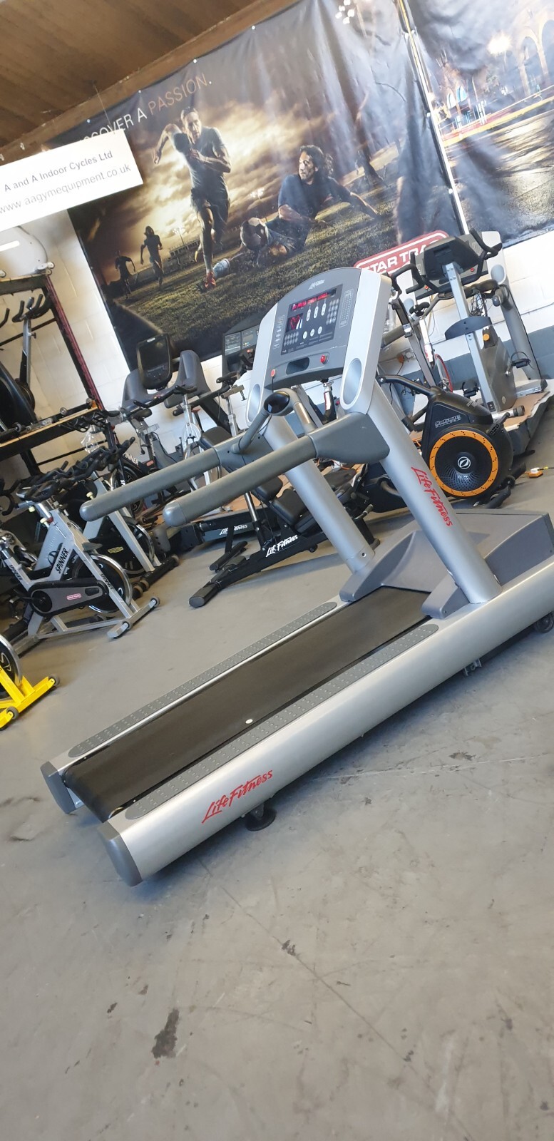 Fully Serviced Life Fitness 95TI Treadmill Commercial Gym Equipment eBay