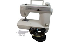 Toyota DC31 RS2000 Series Sewing Machine With Accessories