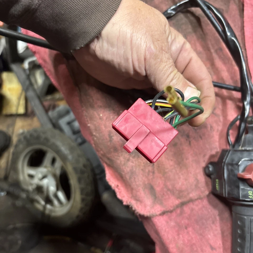 Honda CM185T 185 1979 Twinstar control derecho Foto 2 de 4