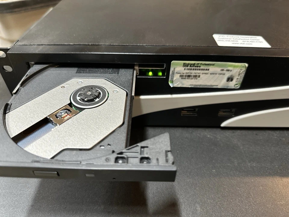 TELECONFERENCING VTEL Vista EZ XP 视频会议系统 – 远程、安装、光盘 — 第 4/4 张图片