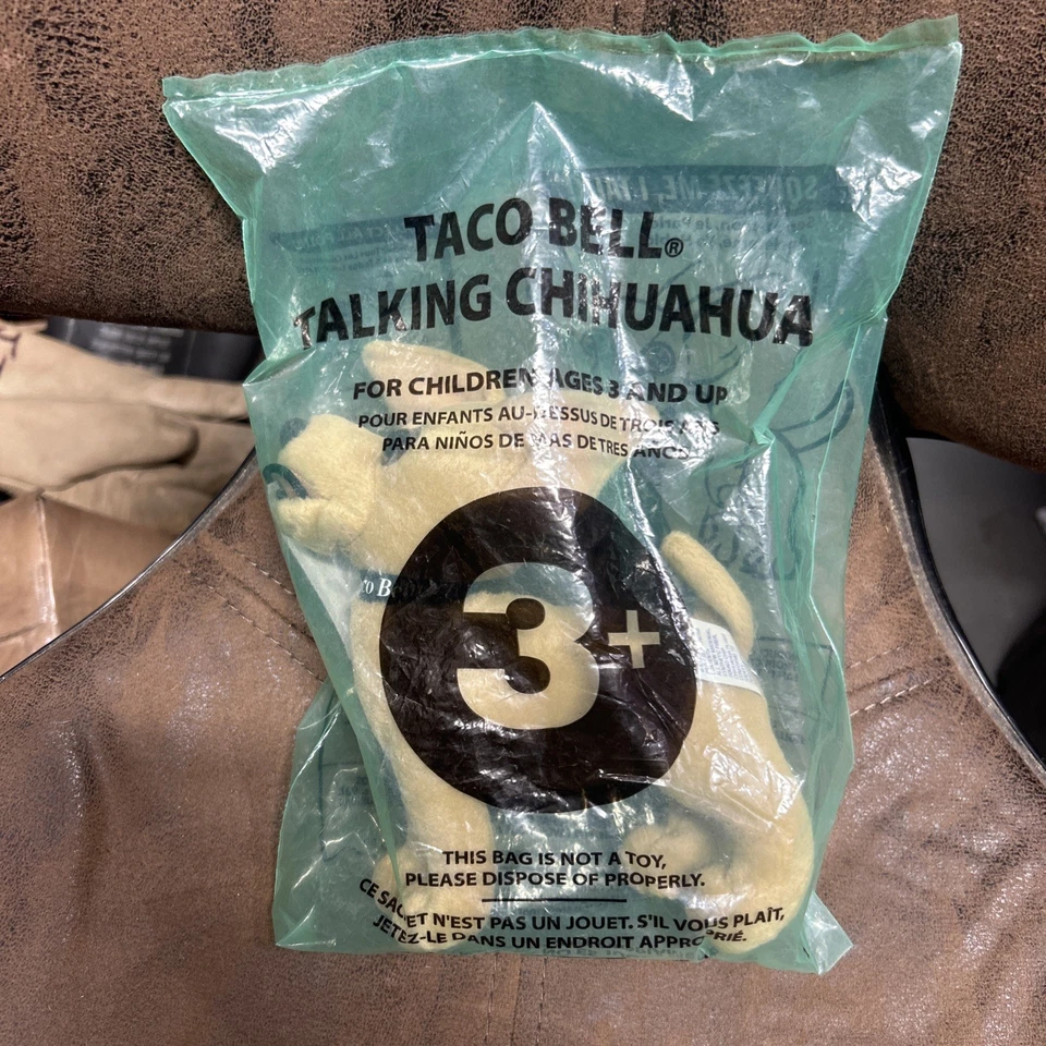 Vintage Taco Bell Talking Chihuahua Dog  Chalupa Plush Dog Sealed in Pkg Works - Image 2 of 4