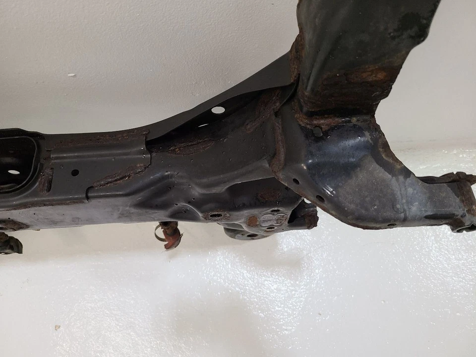 2015 2016 2017 2018 2019 2020 2021 2022 CHEVROLET TRAX Crossmember/K-Frame Front Foto 3 de 4