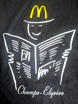 RARE 1990s McDonald T-Shirt * Champs-Elysees PARIS * Size XL * Man w/Newspaper
