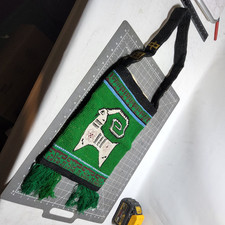 Vintage woven shoulder bag ram image chinese writing 70s green lined heavy duty