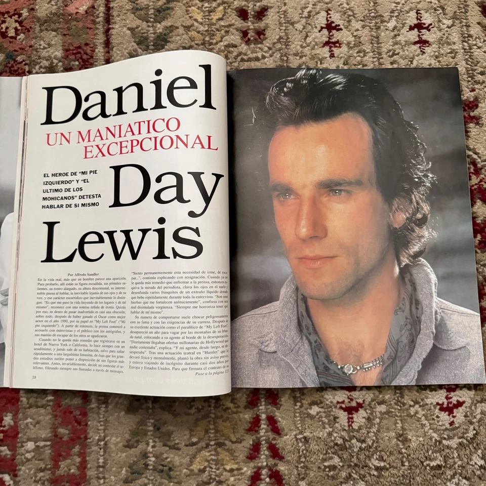 January 1994 Vanidades Magazine Jane Seymour, Arnold Schwarzenegger Anos 34 #2 Foto 4 de 4