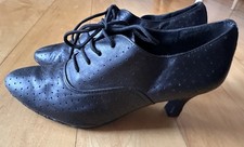 Very Fine Dance Shoes 7.5 W