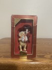 Lenox Disney Winnie the Pooh 2008 Pooh's Perfect Present Figurine 3" — photo 3