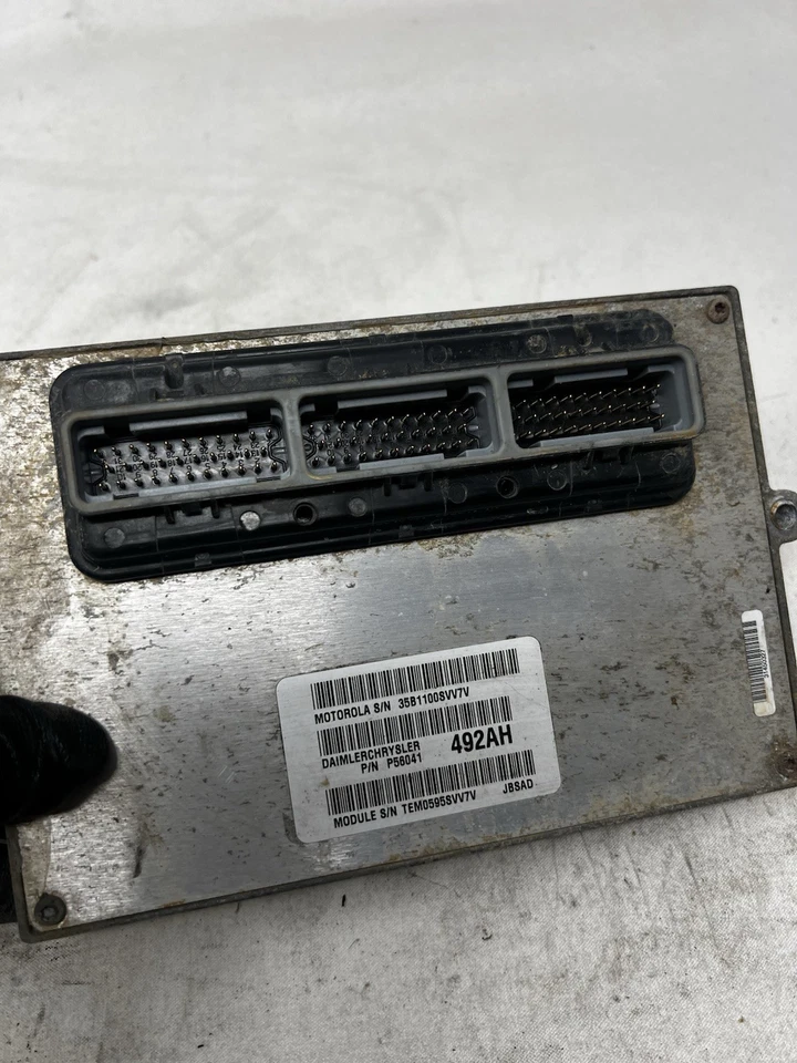 Jeep Cherokee Wrangler XJ TJ 1999 4,0 ECU motor computador ECM P56041492AH Foto 3 de 4