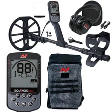 Minelab EQUINOX 900 Multi-IQ Metal Detector with Backpack