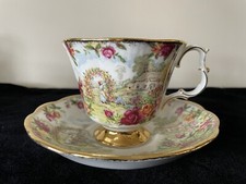 Royal Albert 1986 A Celebration of the Old Country Roses Garden TeaCup & Saucer