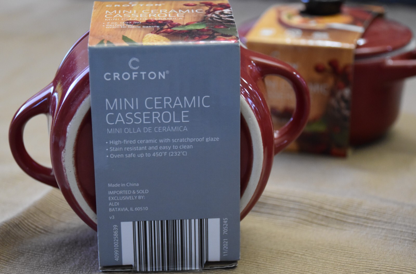 Lot of 4 CROFTON Mini Casserole Ramekins Ceramic Baking Dish 2Piece