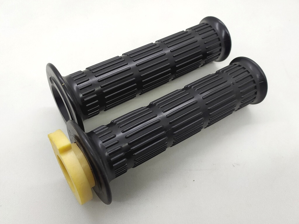 NOS OEM Kawasaki KH 400 500 S1 S3 H1 KZ200 KZ250 KZ900 Handgrip
