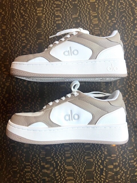 【限定色】★alo Yoga★ Recovery Mode Sneaker スニーカー ALO Recovery Mode Sneaker - Natural White/Gum | ALO