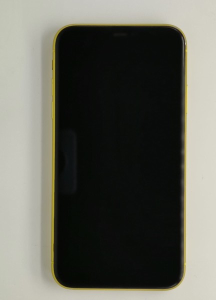 Teléfono móvil IPHONE 11 64GB Amarillo en perfecto estado 76% bateria