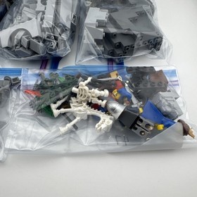 Lego 7079 Castle Drawbridge Defense 100% Complete w/ Minifigs & Manual