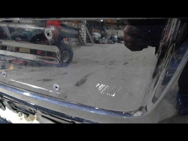 Chevrolet 2016-2022 maletero chispa puerta levadiza puerta trasera montaje 42752797 Foto 2 de 4