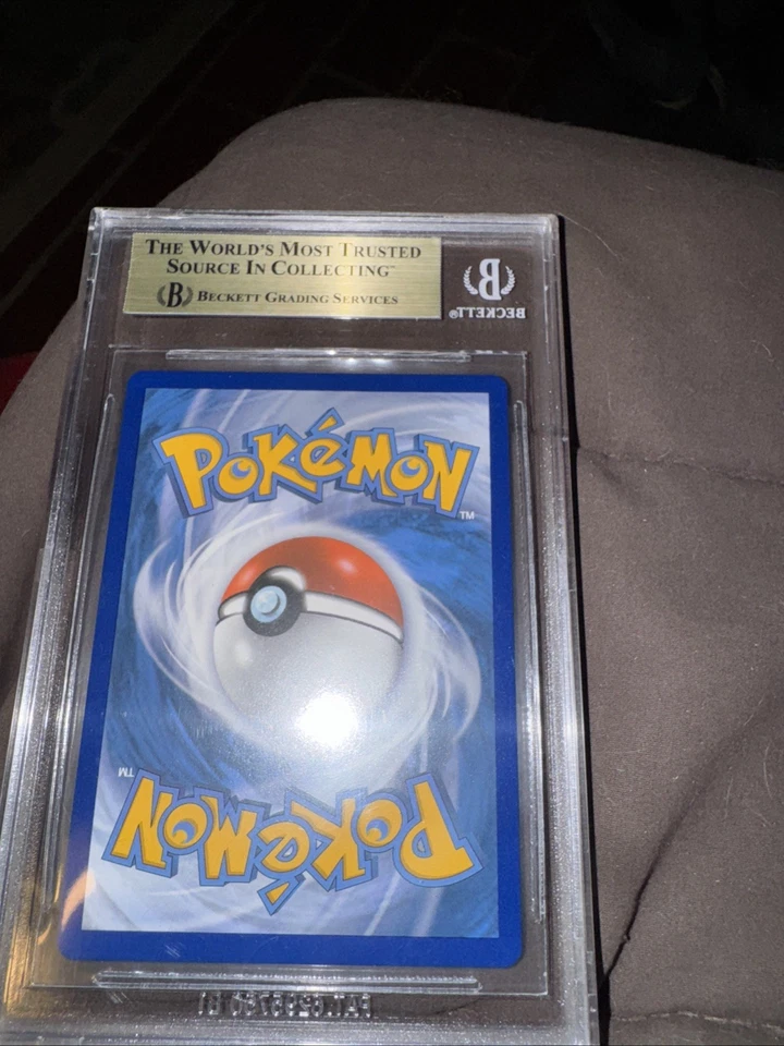 Liepard V (Full Art) 180/198 Swsh06: Sword & Shield - Chilling Reign Holo - Image 2 of 2