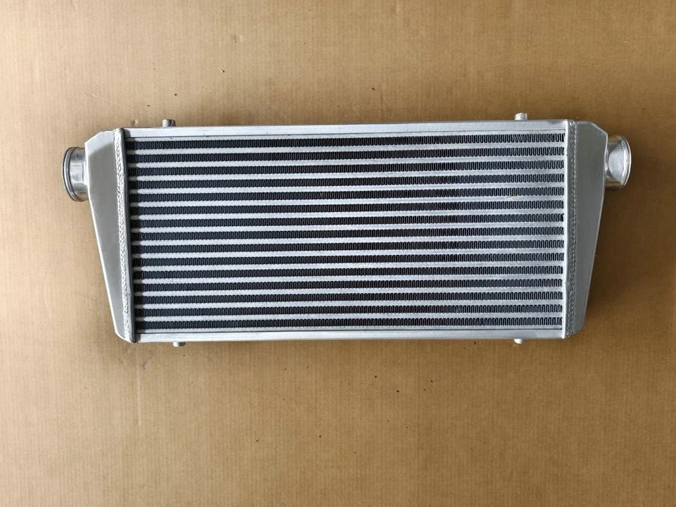 FMIC Aluminum Intercooler Universal 24"x12"x3" 600 x 300 x 76mm 3" Inlet/Outlet - Image 3 of 4