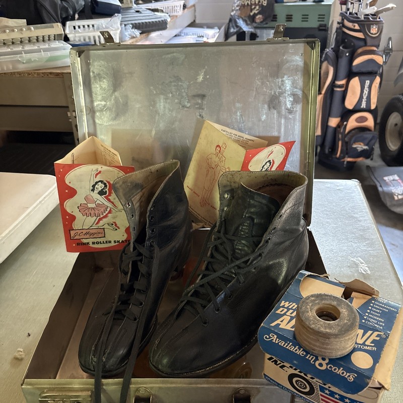 1940s Vintage  Black Roller Skates Leather Mens WWII Era J.C. Higgins & 610 sz7