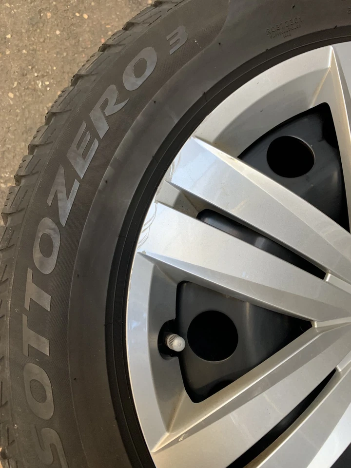 4x Original VW Winterräder 205/60 R16 96H - für Touran 5TA 5T1 1915 - Bild 4 von 4