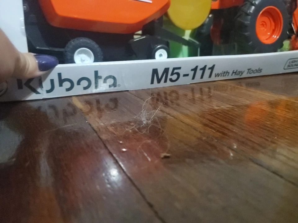 New Ray 1/18 Plastic Kubota M5-111 Tractor with Hay Baler & Sounds SS-33033 - Image 4 of 4