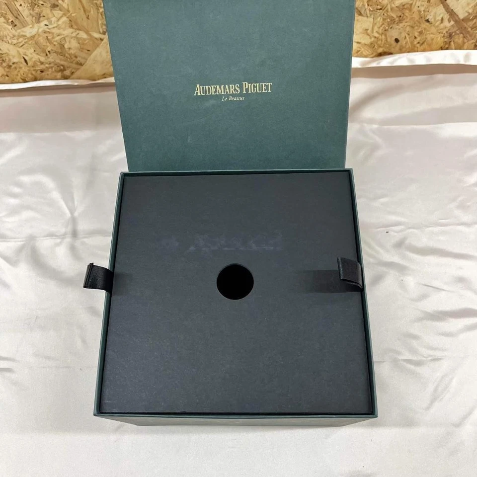Caja de reloj Audemars Piguet AP caja verde vacía genuina auténtica de Japón Foto 2 de 4