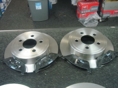 JEEP GRAND CHEROKEE WG WJ 2.7CRD 3.1TD 4.0 4.7 FRONT REAR BRAKE DISCS BRAKE PADS