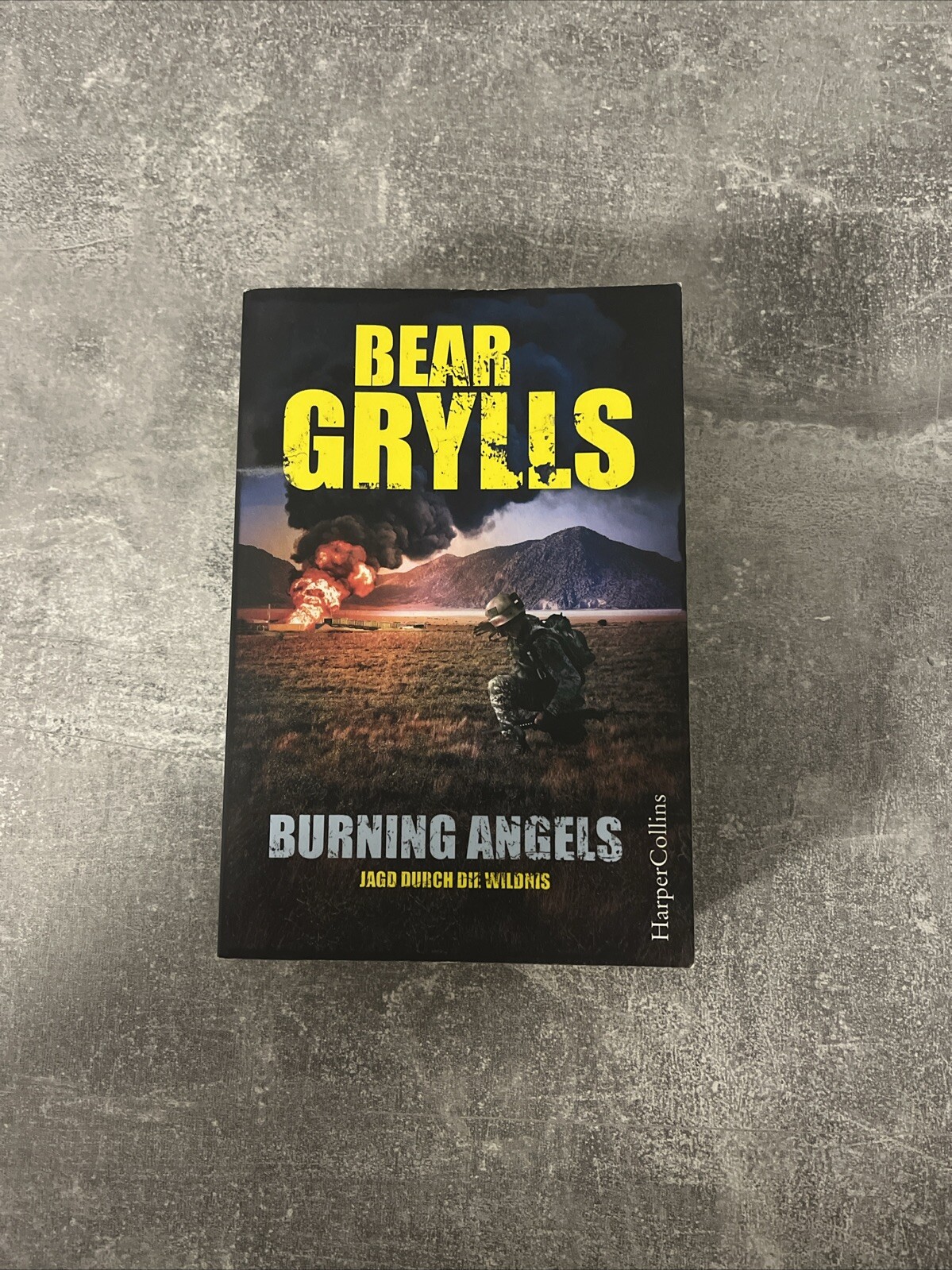 Thumbnail - Burning Angels - Jagd Durch Die Wildnis Von Bear Grylls (2019,