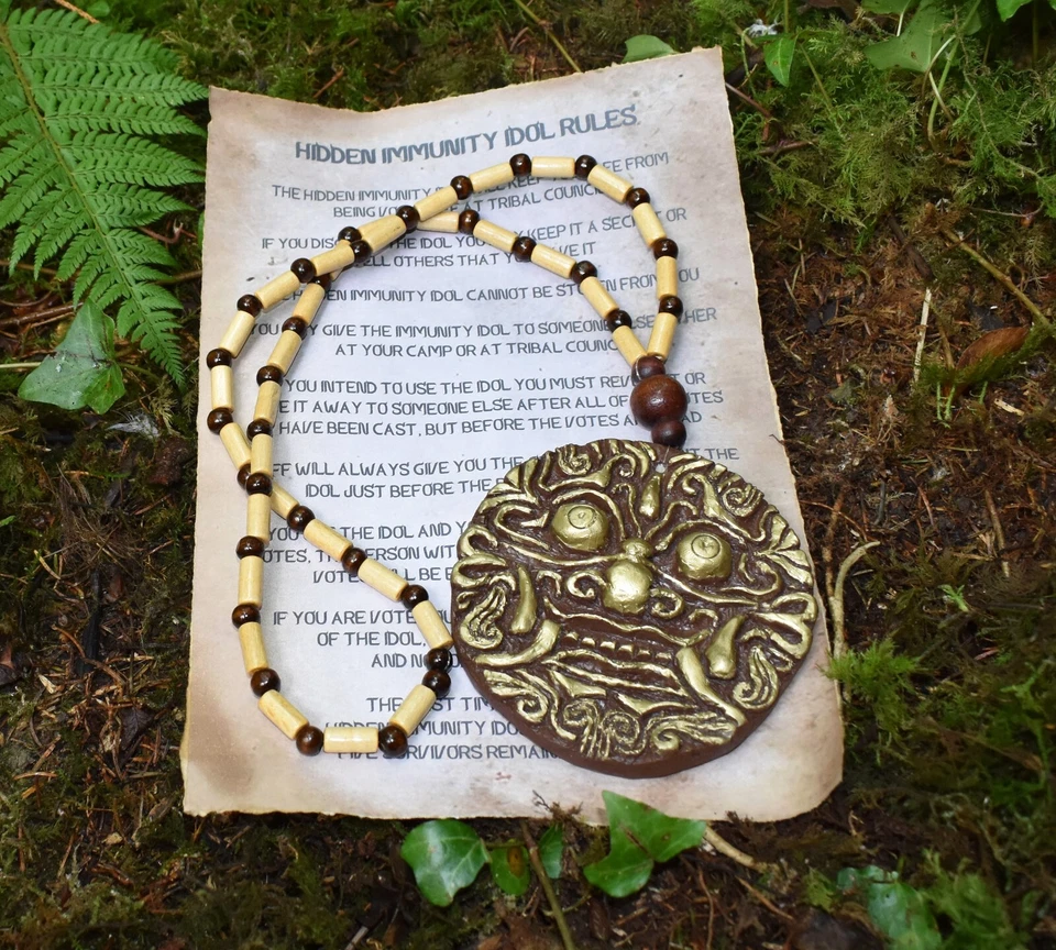 Survivor Hidden Immunity Idol Season 28 Cagayan Prop Replica (Free Shipping) - Image 2 of 4