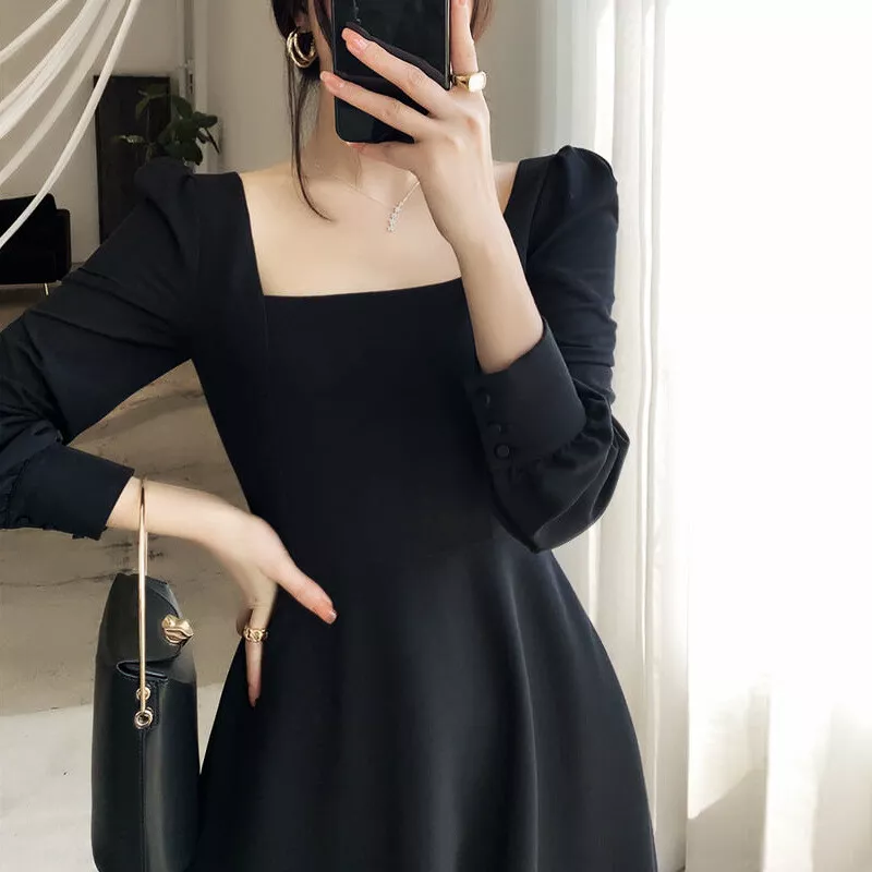 Black square neck hotsell dress long sleeve