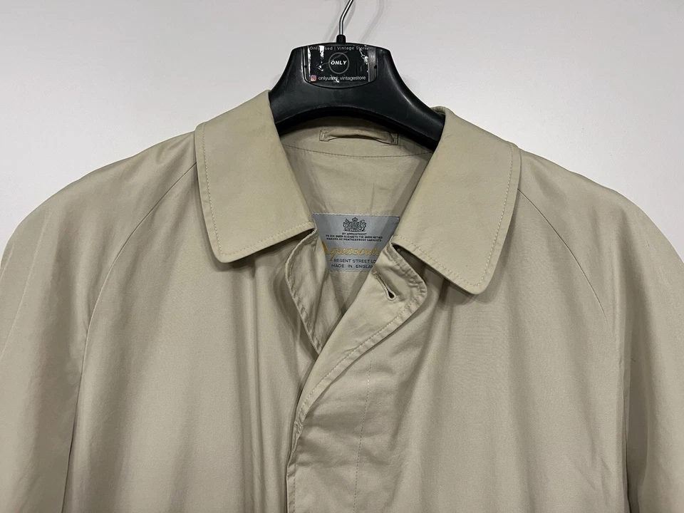 Aquascutum Trench coat vintage Tg. / (M/L) Made in England, beige - Immagine 2 di 4