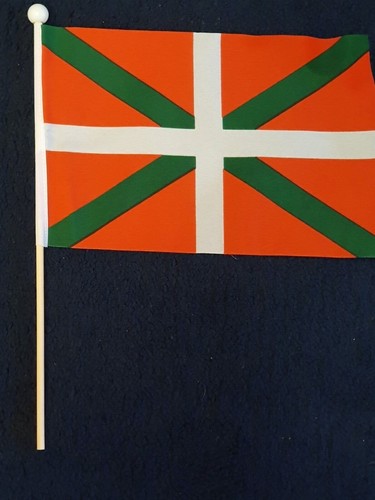 2x Catalan & Basque Hand Flags 9x6" Sports Football Trade Holiday Tourism - Picture 3 of 4