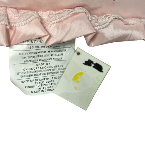 Collection Etc Accent Throw Pillow Heart Shaped- Pink Embroidered Ribbon Ruffle - 第 9/11 張圖片