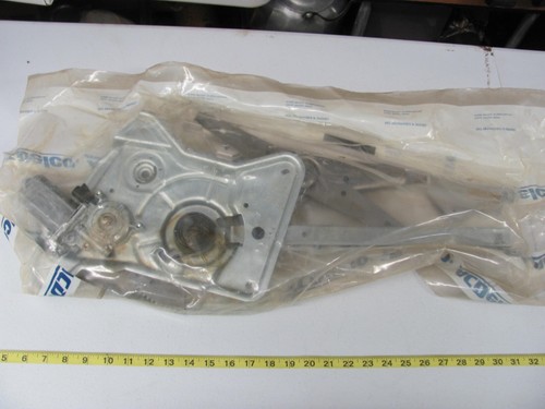 NOS GM 10414631 LH Front Drivers Window Regulator 1995-99 Monte Carlo Lumina - Picture 3 of 3