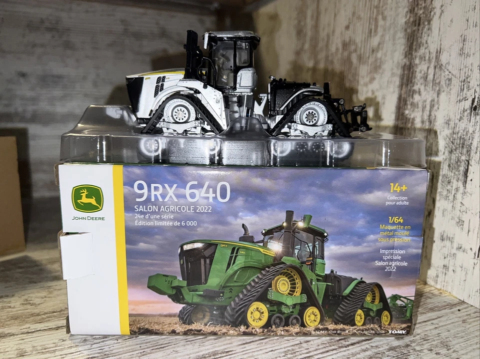 1/64 Scale John Deere 9RX 640 4wd Tracked Tractor 2022 Farm Show Silver Chase - Image 2 of 4