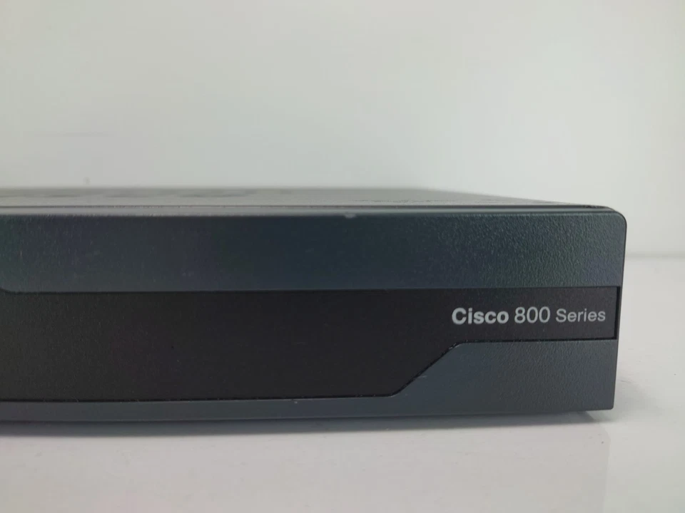 Cisco C886VAJ-K9 Integrated Services Router VDSL2 ADSL2 4 RJ-45 10/100 Managed - Bild 2 von 4