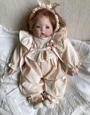 Süße alte Porzellankopfpuppe Baby Puppe,  weicher Körper, ca 35 J alt 