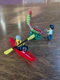LEGO City Jungle Mobile Lab 60160 Complete Set and Box with instructions 